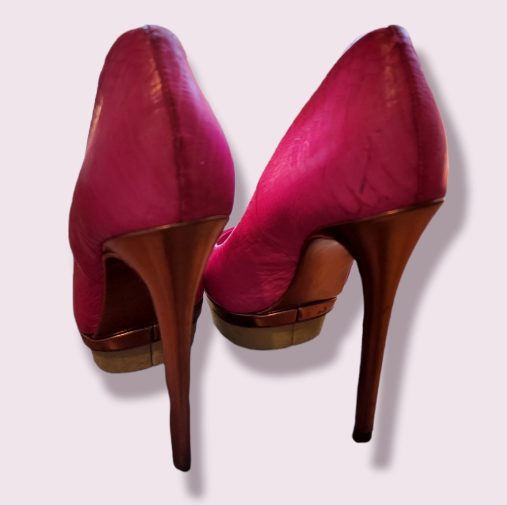 Brian Atwood Neon Snake Embossed Pumps Heels - Picture 4 of 7